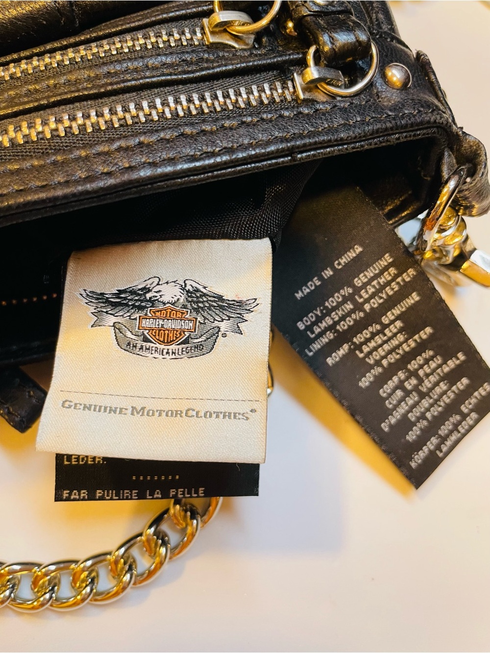 Harley-Davidson Black Leather Crossbody with Silver Chain and Harley buckle - Picture 10 of 12